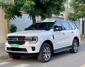 Xe Ford Everest Titanium Plus 2.0L 4x4 AT 2024