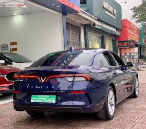 Xe VinFast Lux A 2.0 Tiêu chuẩn 2022