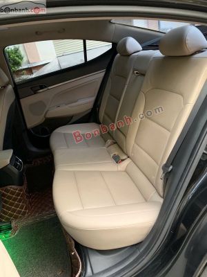Xe Hyundai Elantra 1.6 AT 2018