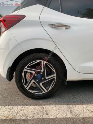 Xe Hyundai i10 1.2 AT 2024